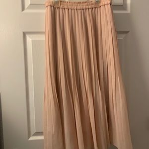 Uniqlo High Waist Chiffon Pleated Skirt
